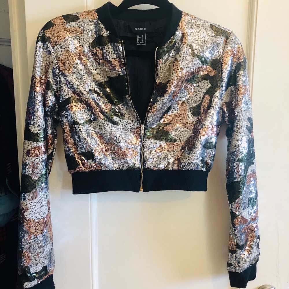 Cropped Zip Up Jacket